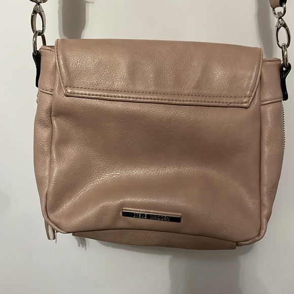 Steve Madden Crossbody Bag w/Woven Detail - Picture 7 of 8